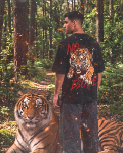 No Escape – Tiger Oversized Tee